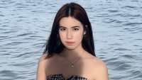 <p>Rinoa Senduk memang memiliki penampilan cantik dan menawan ya, Bunda. Kita doakan semoga kariernya di dunia hiburan panjang umur dan semakin sukses, ya. (Foto: Instagram @rinoaaurora)</p>