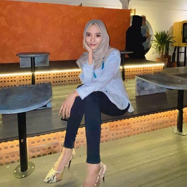 Disebut Hamil Duluan, 7 Potret Sarah Sheilka Eks Istri Tegar Kini Berhijab