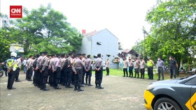 VIDEO: Pengamanan Rumah Saguling Jelang Pemeriksaan Hakim Sidang Sambo