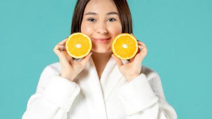 4 Manfaat Vitamin C untuk Kulit, Salah Satunya Bantu Hidrasi Kulit