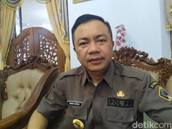Eksklusif: Wabup Blitar Buka-bukaan Alasan Ngotot Pertahankan Ajudan Istri