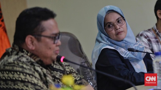 Bawaslu Tegaskan Menteri Harus Cuti Jika Ingin Nyapres Anggota Bawaslu Lolly Suhenty mengatakan pihaknya mengawasi pejabat-pejabat negara dan ASN terkait pemilu tahun depan.