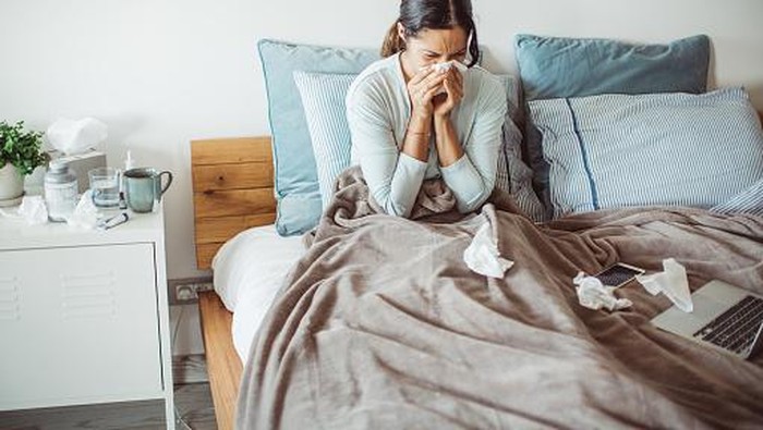 Benarkah Orang Kurang Tidur Lebih Rentan Terkena Flu? Ini Penjelasannya