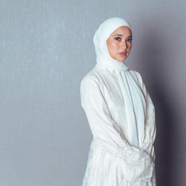 Alami Kecelakaan Motor, Ibunda Chacha Frederica Harus Dioperasi