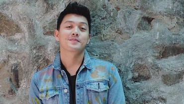 img-title 8 Potret Dirly Idol Eks Suami Celine Evangelista Disebut Tak Pernah Menafkahi