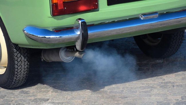 Uni Eropa memutuskan berdasarkan proposal Jerman, mobil bahan bakar masih bisa dijual setelah 2035 tetapi dengan syarat meneguk e-fuel.