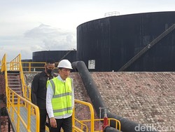 Cek Tank Farm di Dumai, Presiden Target Produksi 400 Ribu Barel/Hari