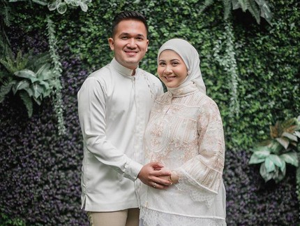 Makin Glowing, 7 Potret Kehamilan Kedua Kesha Ratuliu yang Masuk Trimester 2