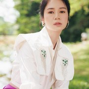 Gaya Feminin Ala Laura Basuki Ini Bisa Kamu Tiru untuk Tampilan Feminin dan Stylish saat Kencan