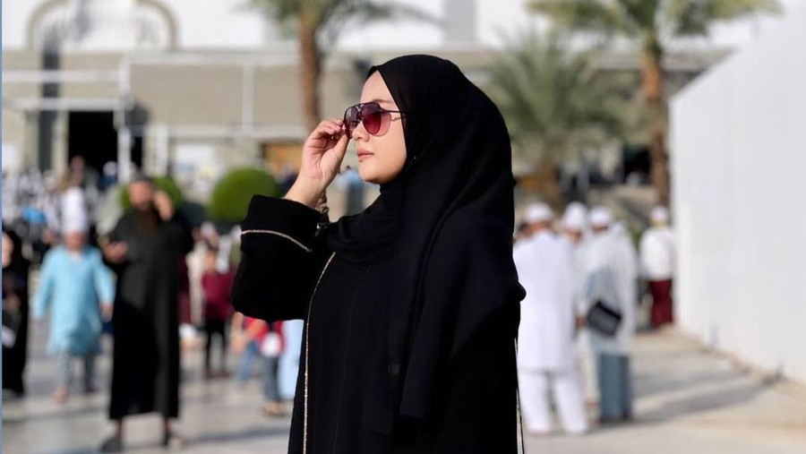 Nadia Hawasyi Nadia Hawasyi