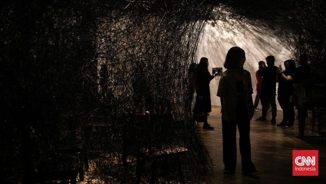 FOTO: Goncangan Jiwa Chiharu Shiota dalam The Soul Trembles