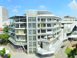 4 Mal Pusat Perbelanjaan HP di Surabaya