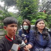 Masih Ingat Tiko yang Tinggal di Rumah Mewah Terbengkalai? Kini Sudah Menikah dan Ungkap Kondisi Terbaru Ibunda
