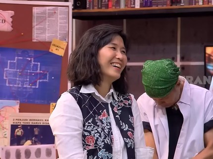 Terpopuler: Ucapan Selamat Wisuda untuk Anak - Potret Veronica Tan di Lapor Pak