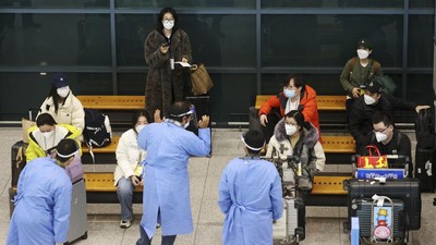 Setelah Korsel, China juga Setop Keluarkan Visa Warga Jepang