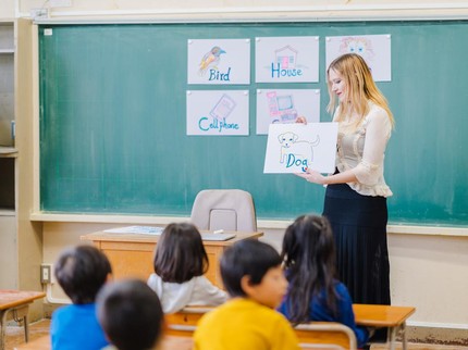 100 Kata Bahasa Inggris Indah dan Artinya yang Bisa Diajarkan ke Anak