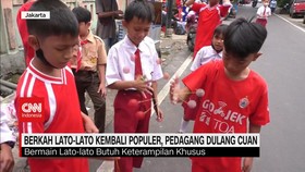 VIDEO: Berkah Lato-Lato Kembali Populer, Pedagang Dulang Cuan