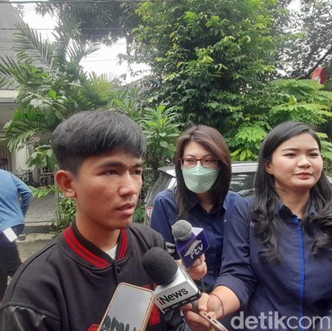 Sosok Ibu Eny Dibongkar Tetangga, Keluarga Tajir yang Baik & Ramah