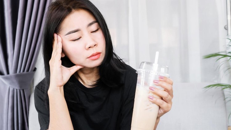 Ini Sebabnya Beberapa Orang Mengalami Mual dan Muntah Usai Ngopi