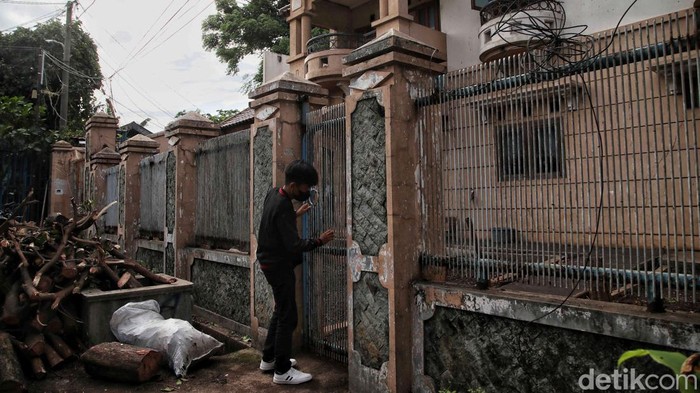 Suasana terkini rumah mewah milik Ibu Eny dan Tiko di kawasan Cakung, Jakarta Timur, Jumat (6/1/2023).