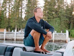 Beredar Rumor Pesan Please Resign Mark Zuckerberg