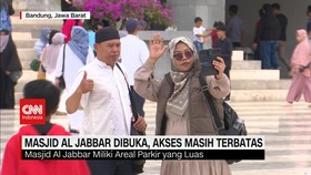 VIDEO: Masjid Al Jabbar Dibuka, Akses Masih Terbatas