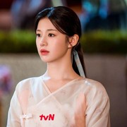 Punya Visual Memikat, Intip 5 Pesona Go Youn Jung di Drakor Alchemy Of Souls yang Bikin Penonton Jatuh Cinta