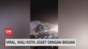 VIDEO: VIral, Wali Kota Joget Dengan Biduan