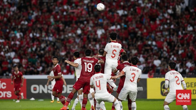 Bek kiri Vietnam, Doan Van Hau jadi pemain yang paling dibicarakan usai laga Indonesia vs Vietnam pada leg pertama semifinal Piala AFF 2022.