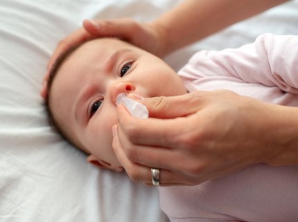 10 Obat Pilek untuk Bayi 0-6 Bulan Alami & Bisa Ditemukan di Apotek, Jangan Asal ya