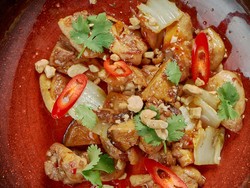 Resep Ayam Saus Pedas Manis dan Sayuran yang Cocok Buat Lauk Bekal