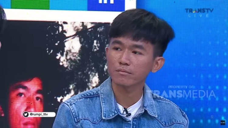 Sosok Ayah Tiko Sosok Ayah Tiko