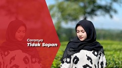img-title Disawer saat Ngaji, Ustazah Nadia Hawasyi Akui Langsung Tegur Panitia