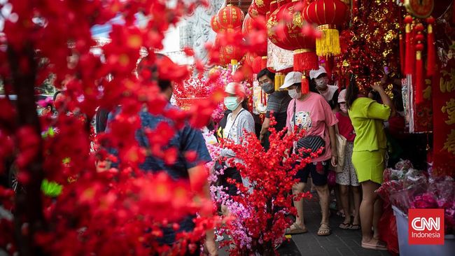 Salah satu lokasi yang biasanya menggelar perayaan ketika Imlek adalah di Chinatown atau Pecinan. Di Jakarta, terdapat beberapa Pecinan yang patut dikunjungi.