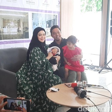 Ini Makna Nama Islami Anak ke-2 Sheza Idris