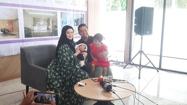 img-title Ini Makna Nama Islami Anak ke-2 Sheza Idris