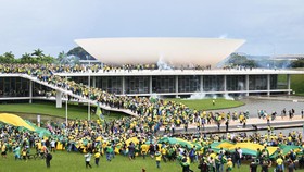 Ribuan Warga Duduki Gedung Kongres dan Kepung Istana Presiden Brasil