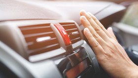 Penyebab Sering Pusing Saat Terpapar AC Mobil
