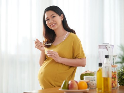 13 Makanan Ibu Hamil Ini Bikin Kulit Bayi Putih, Cantik & Ganteng, Mitos atau Fakta?