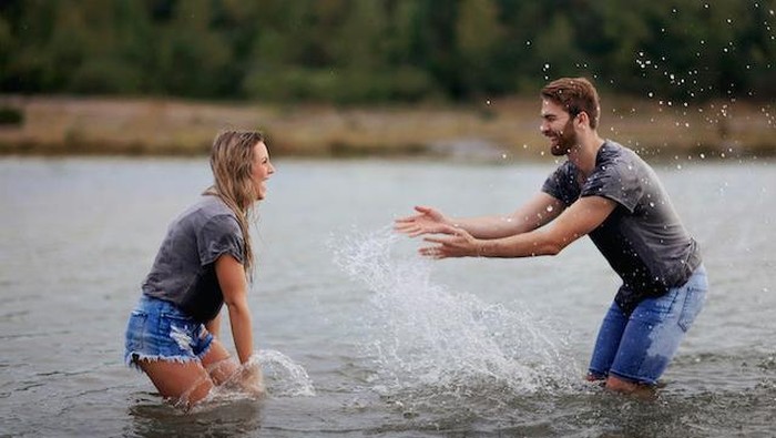 Ilustrasi Taurus dengan pasangan/foto: pexels/Leah Kelley