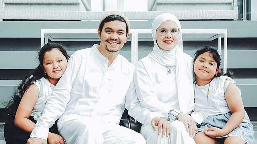 Keluarga Indra Bekti