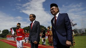 Anwar Ibrahim Harap Jokowi ke Malaysia: Secepatnya