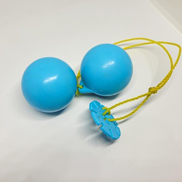 Lirik Lagu Lato Lato - Lala Widy