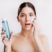 5 Manfaat Pakai Toner Wajah, Bikin Kulit Auto Glowing Termasuk?