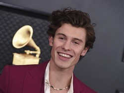 Heboh Shawn Mendes Ikut Jumatan di Masjid Kampus New York