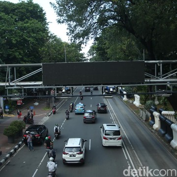 Pemprov DKI Akan Terapkan Jalan Berbayar untuk Atasi Kemacetan, Netizen: WFH Lebih Efektif untuk Kurangi Macet!