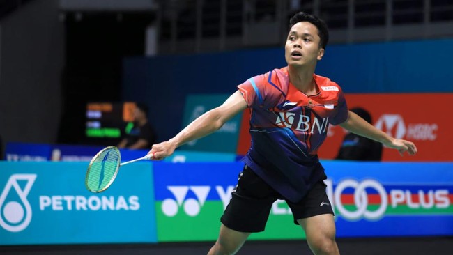 Anthony Sinisuka Ginting dan Jonatan Christie meraih kemenangan pada babak pertama Malaysia Open 2023.