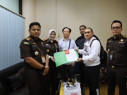 Buron WN Singapura Wenhai Guan Ditangkap Jaksa di Batam