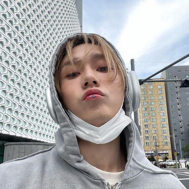 DAWN Hapus Semua Foto di Instagram Usai HyunA Umumkan Pernikahan