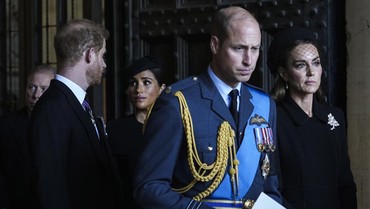 img-title Pangeran William Enggan Damai dengan Harry?